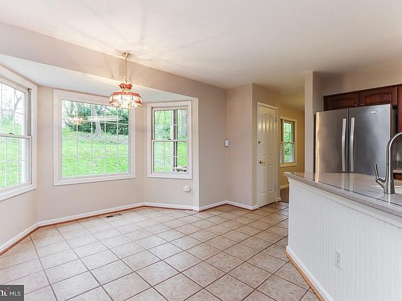 Kitchen and Breakfast Nook