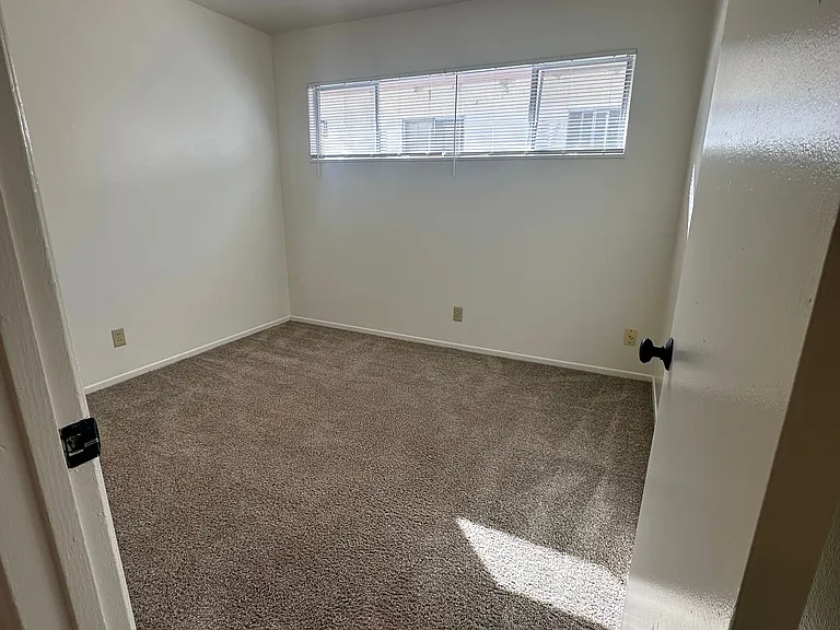 111 W Locust Ave #111 — Photo 6