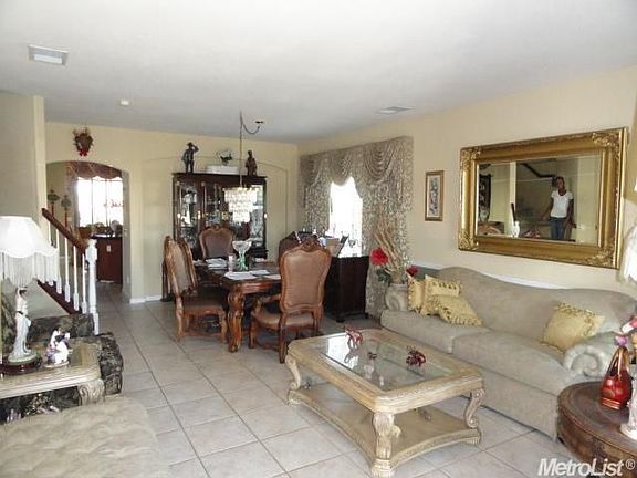 2nd image of 4725 Laguna Park Dr