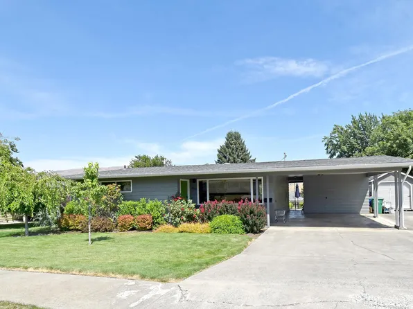 2209 Sunset Dr, Lewiston, ID 83501