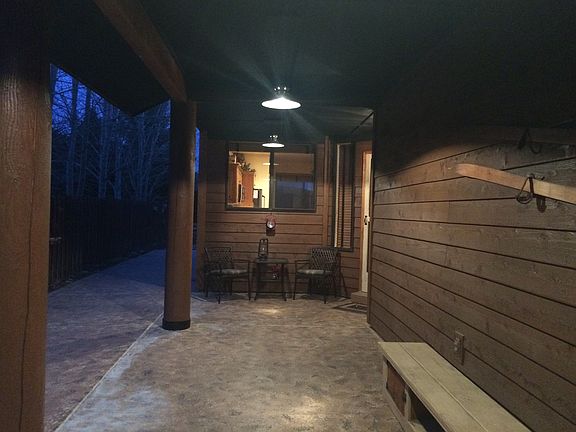 front entry with courtyard