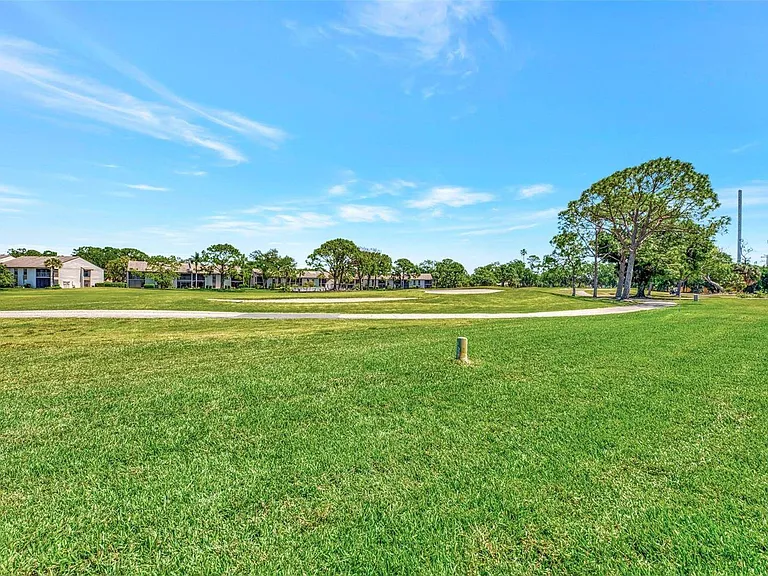 3141 Heatherwood Ln — Photo 47