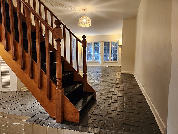 2nd image of 2208 Delancey Pl #B