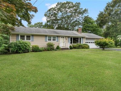 185 Sunnybrook Dr, North Kingstown, RI, 02852