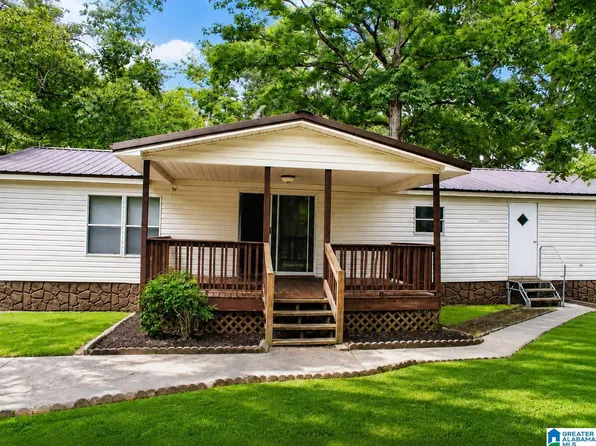 104 Moss Dr, Calera, AL 35040