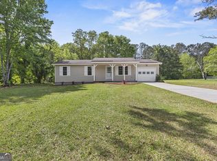 101 Brandywine Dr, Forsyth, GA 31029