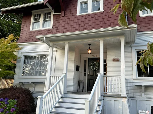 1132 Park St, Sumner, WA 98390
