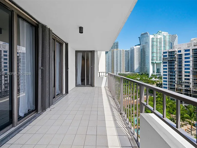 520 Brickell Key Dr #A1206 — Photo 26