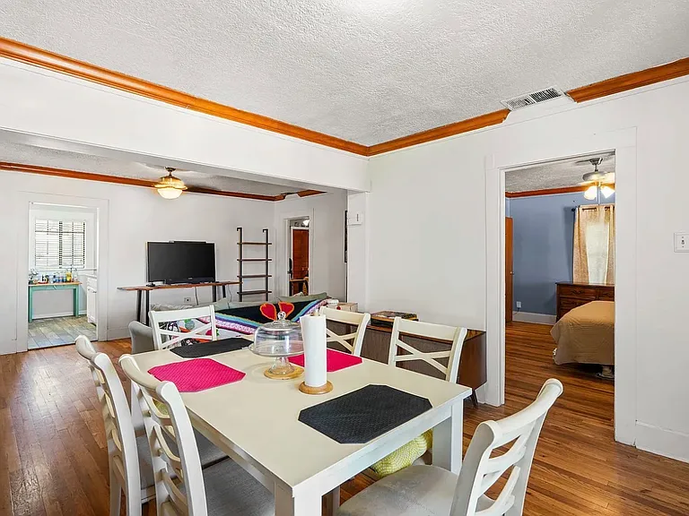 2729 Lebanon Ave — Photo 8