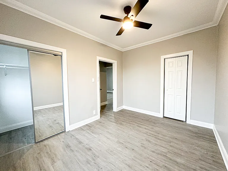 4043 W Argyle St #2 — Photo 7