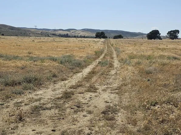 Avenue K8 St #102, Lancaster, CA 93536