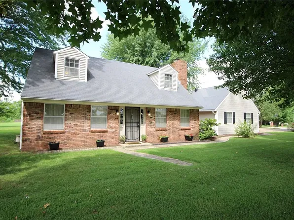 2504 SW I St, Bentonville, AR 72712