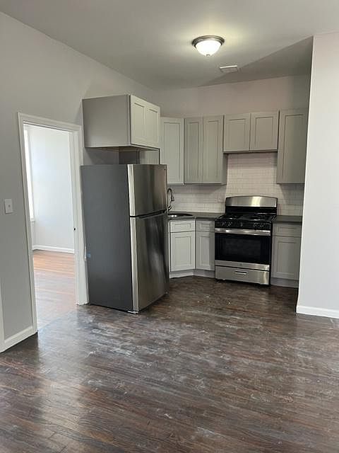 1st image of 1856 Loring Pl S #2R