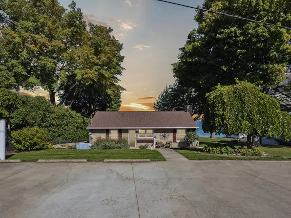 20880 Diamond Shores Dr, Cassopolis, MI 49031