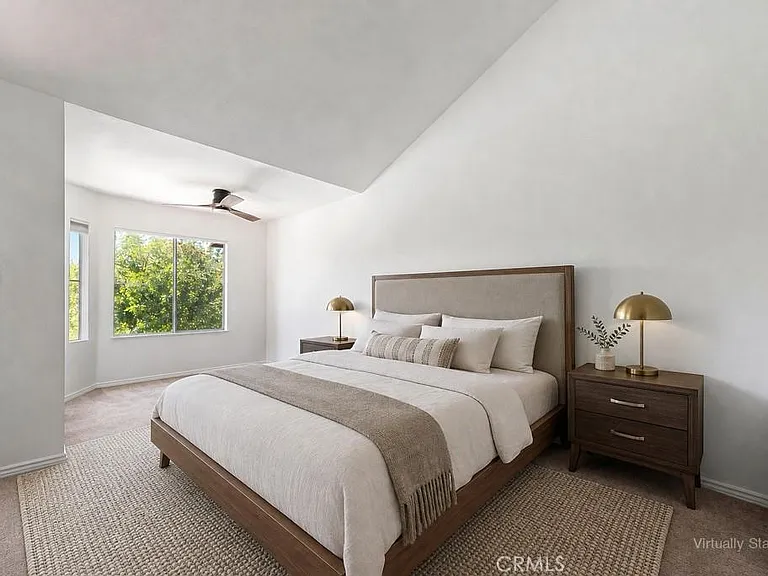 19 Vista Colinas — Photo 11