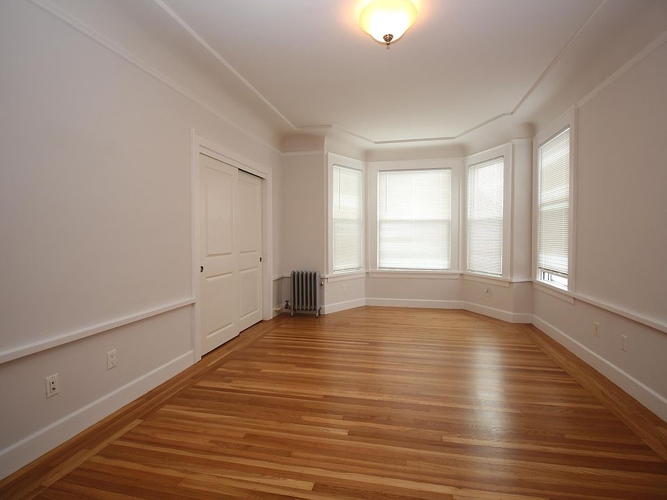 bedroom1