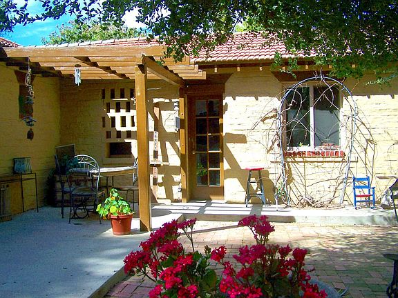 3rd image of 5202 Alhama Dr