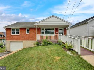 1909 King St, Laureldale, PA 19605