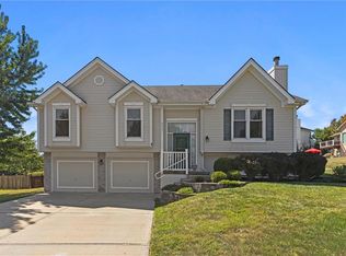 8907 NE 109th St, Kansas City, MO 64157