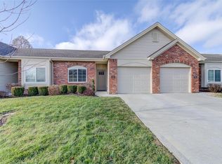 442 Weichens Dr, Saint Peters, MO 63376
