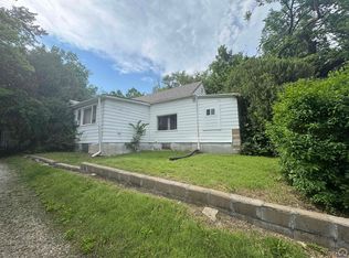 1815 SE Indiana Ave, Topeka, KS 66607