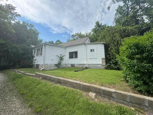 1815 SE Indiana Ave, Topeka, KS 66607