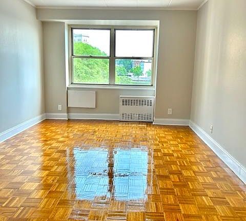 4th image of 35 Park Ave #5S