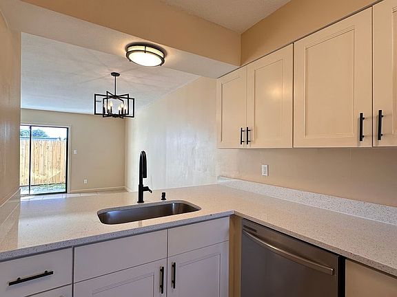 3rd image of 734 Legion Dr APT 74