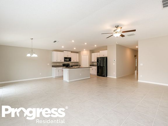 3rd image of 39950 Harmon Grove Ct
