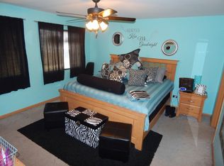 540 Springwood Dr, Joliet, IL 60431