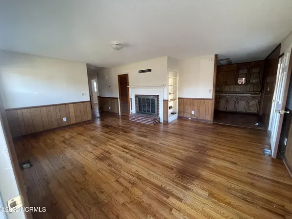 608 Old Post Road, Erwin, NC 28339