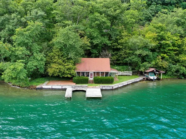 9816 W Lake Rd, Hammondsport, NY 14840