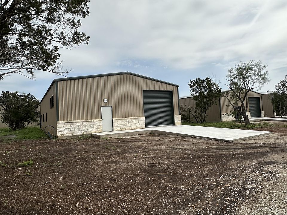 Building 32