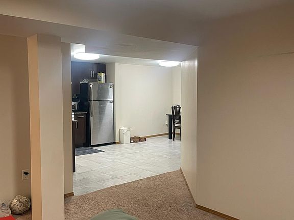 4th image of 5312 Brisebois Dr NW