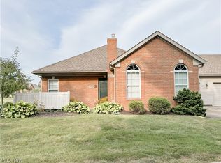 4354 Hunters Chase Ln, Wooster, OH 44691