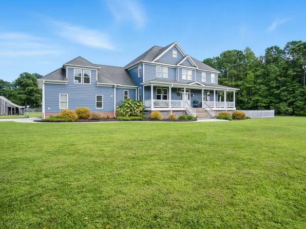 3936 Charity Neck Rd, Virginia Beach, VA 23457