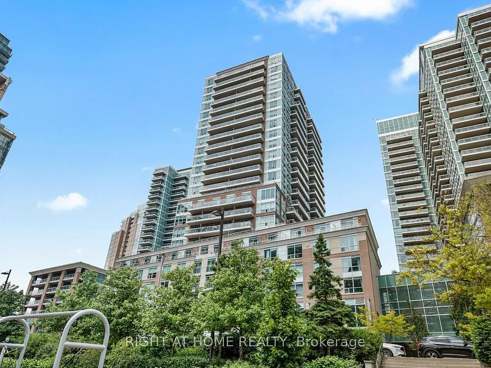 50 Lynn Williams St #2113
