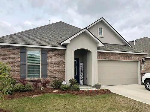 1218 Meridian Dr Photo 1