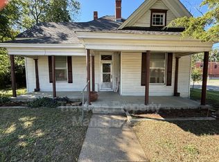 1900 S Jennings Ave, Fort Worth, TX 76110