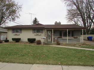 731 E Harding Dr, Appleton, WI 54915