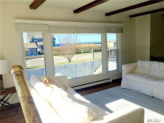 3rd image of 61 Peconic Ave