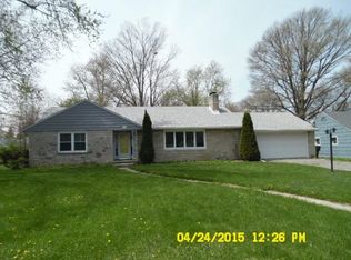 105 N Riley Rd, Muncie, IN 47304