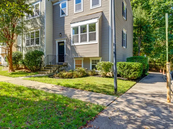 2362 Branleigh Park Ct, Reston, VA 20191