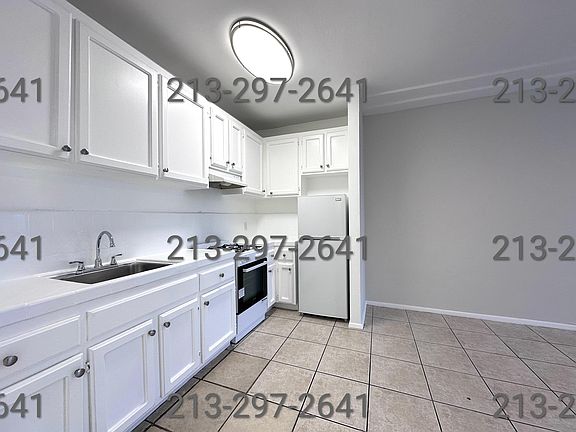 4th image of 854 S Serrano Ave APT 205