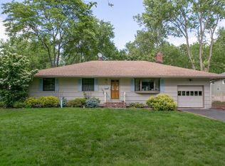 53 Cromwell Ct, Berkeley Heights, NJ 07922