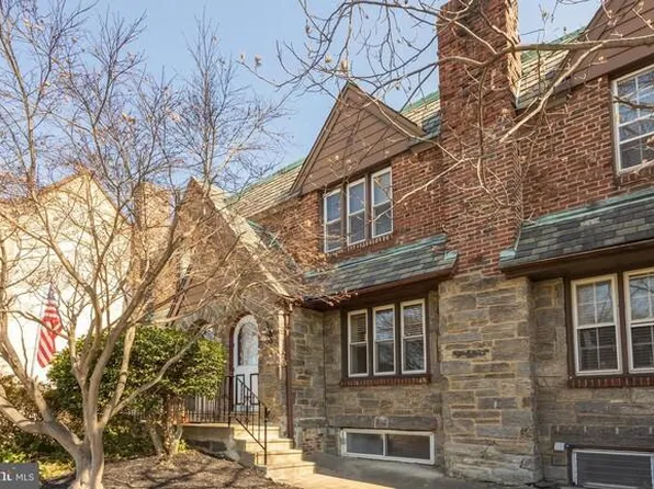 915 E Darby Rd, Havertown, PA 19083