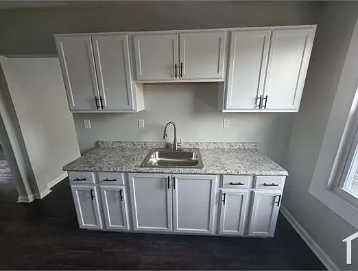 3625 E 138th St #UP — Photo 2