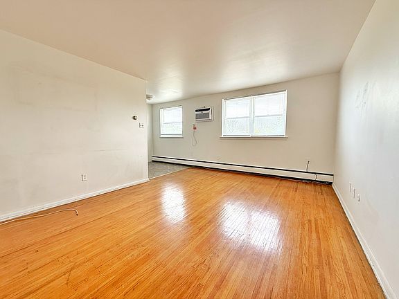 3rd image of 732 Stella Maris St #102