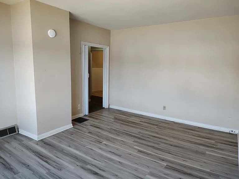 314 Conklin Ave #2 — Photo 7