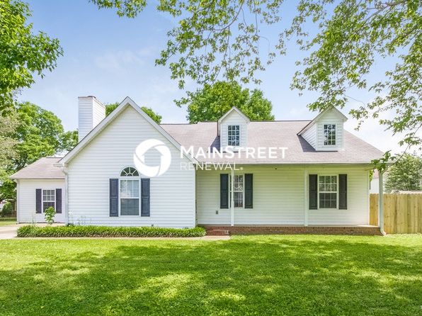 1311 Amberwood Cir